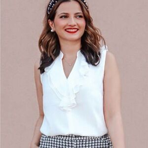 CAbi #3979 White Ruffle Sleeveless Blouse Size M